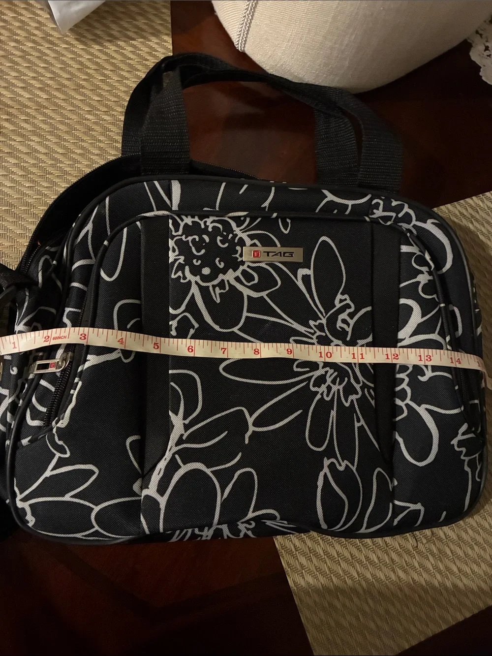 Tag Black and White Floral Crossbody Bag with Pouch